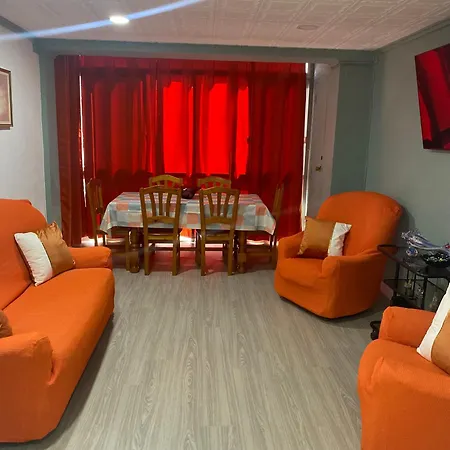 Villa4 غانديا